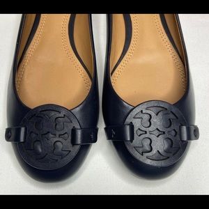 Tory Burch Gabriel black flats